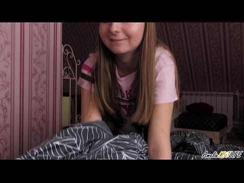 ❤️ Blondie xucla profundament la seva millor amiga i es fa semen a la boca ️❌ Porno al ca.teencumpot.ru ❌️❤